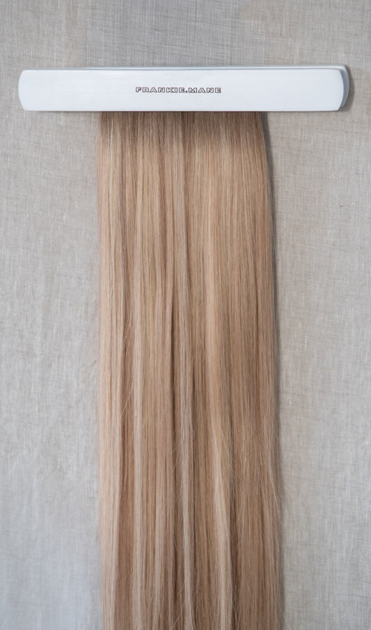 BISCUIT BLONDE/ 20” Genius Weft